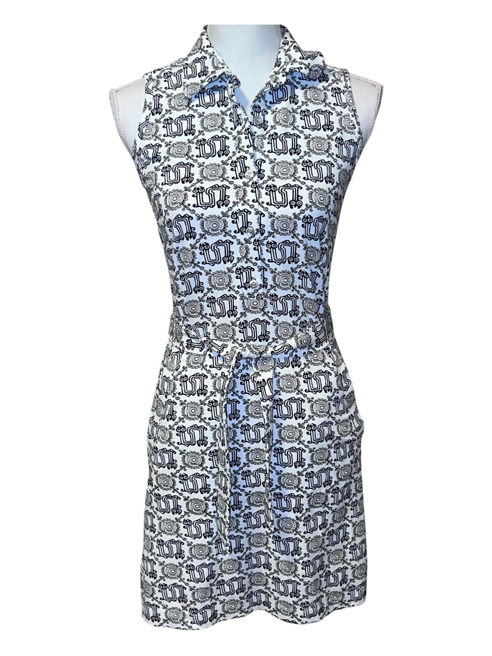 J. McLaughlin white and black collared dress with belt